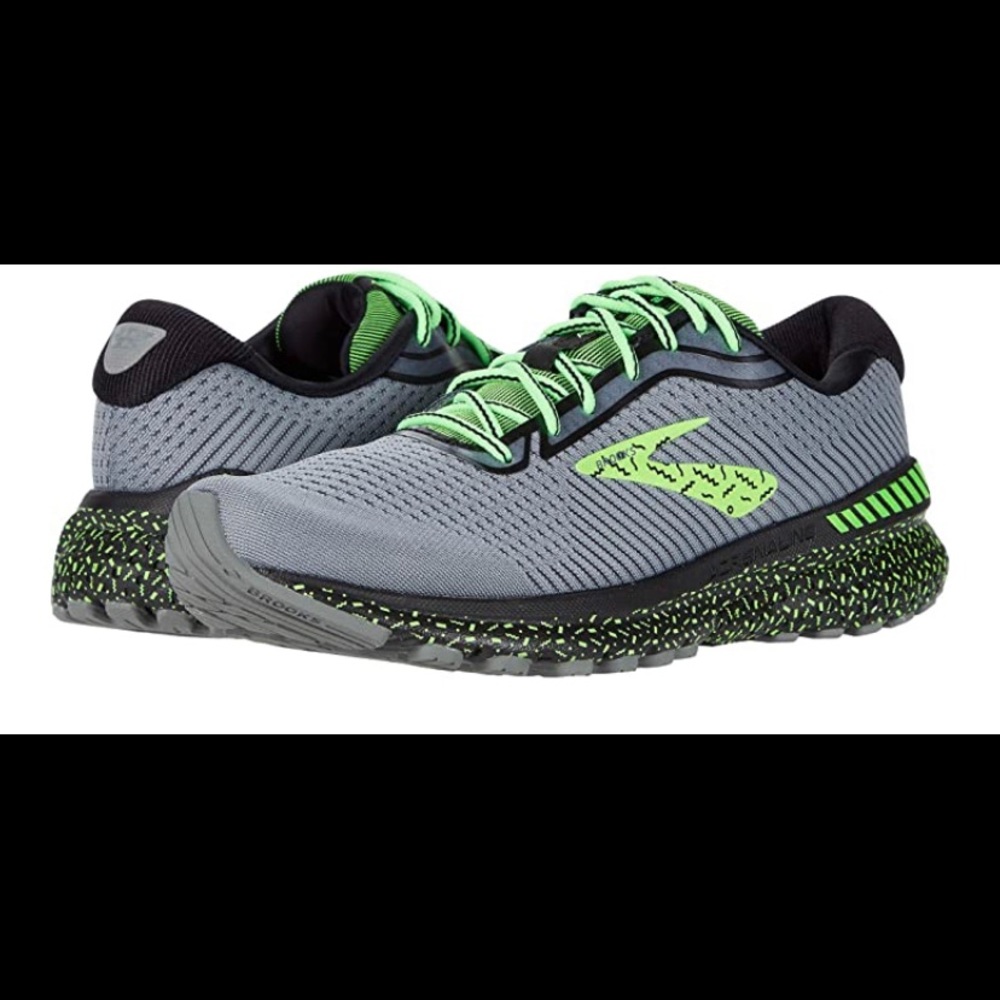 Women’s running’s shoes